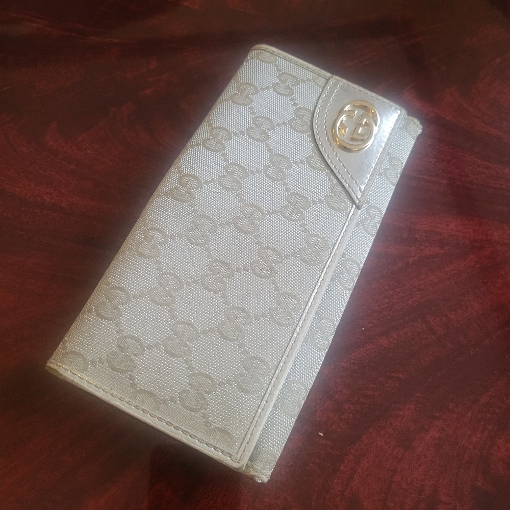❌️Sold❌️ Gucci Guccissima Wallet